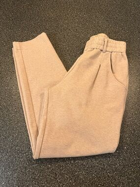Varley Women’s Tan Straight-Leg Pants - size Small
